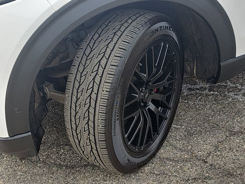 Used 2021 Ford Explorer ST w/ Equipment Group 401A AWD/4WD image 40