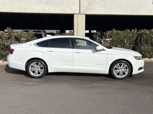 Used 2015 Chevrolet Impala LT w/ Convenience Package image 3