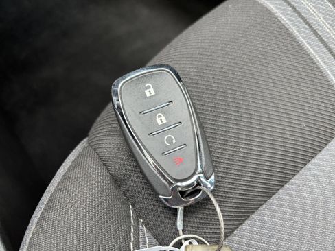 Used 2026 Chevrolet Blazer LT FWD image 22