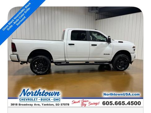 Used 2026 RAM 2500 Big Horn AWD/4WD image 7