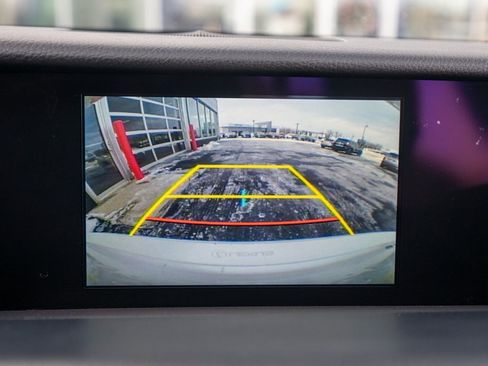 Used 2017 Lexus IS 200t image 29