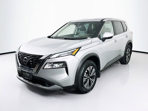 Used 2023 Nissan Rogue SV AWD/4WD image 3