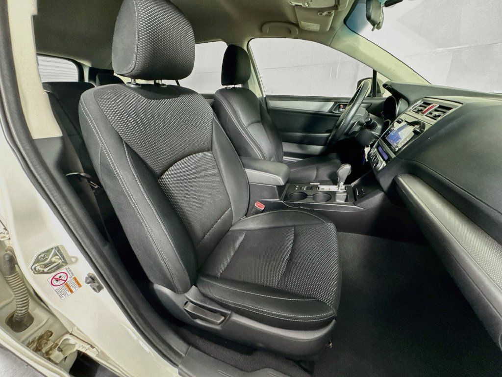 Used 2016 Subaru Outback 2.5i Premium AWD/4WD image 33