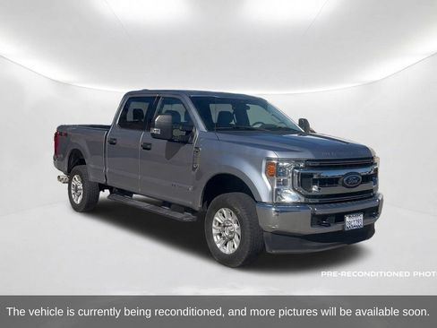 Used 2020 Ford F250 XLT AWD/4WD image 3