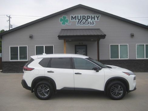 Used 2021 Nissan Rogue S AWD/4WD image 1
