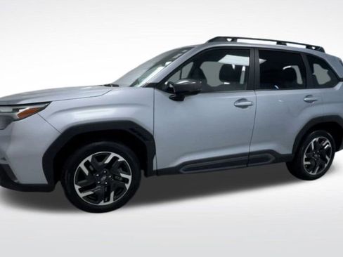 Certified 2025 Subaru Forester Limited image 21