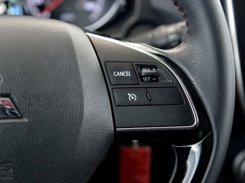 Used 2021 Mitsubishi Outlander Sport ES image 23