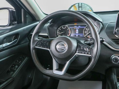 Used 2022 Nissan Altima 2.5 SV FWD image 12