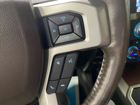 Used 2017 Ford F150 King Ranch w/ Equipment Group 601A Luxury AWD/4WD image 21