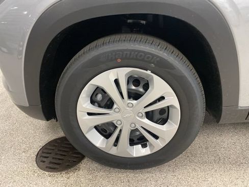 New 2026 Chevrolet Trax LS FWD image 10