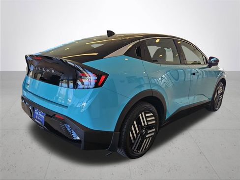 New 2026 Nissan Leaf SV+ w/ Floor Mat Package (SV+) image 7