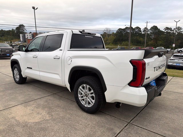 Used 2023 Toyota Tundra SR5 w/ SR5 Premium Package AWD/4WD image 5