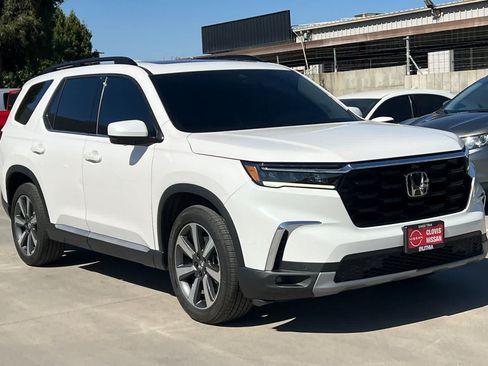 Used 2023 Honda Pilot Elite image 10