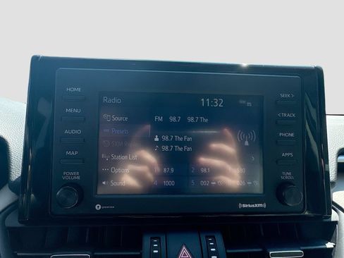 Used 2022 Toyota RAV4 XLE Premium FWD image 13