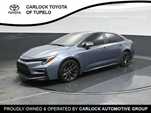 Used 2025 Toyota Corolla SE image 1