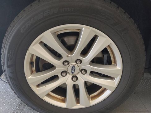 Used 2018 Ford Explorer XLT w/ Equipment Group 201A image 31