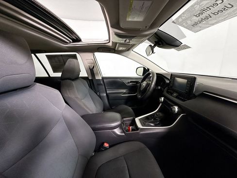 Certified 2019 Toyota RAV4 XLE image 28