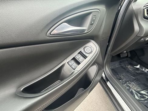 Used 2023 Buick Encore GX Preferred w/ Cold Weather Comfort Package image 13