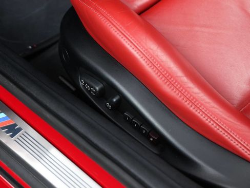 Used 2007 BMW M Roadster image 76