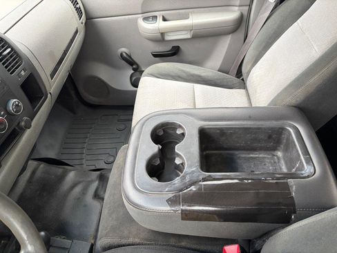 Used 2008 Chevrolet Silverado 2500 W/T image 19