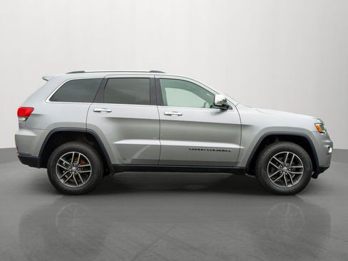 Used 2018 Jeep Grand Cherokee Limited AWD/4WD image 8