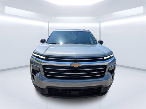 New 2026 Chevrolet Traverse LT w/ Enhanced Driving Package image 8