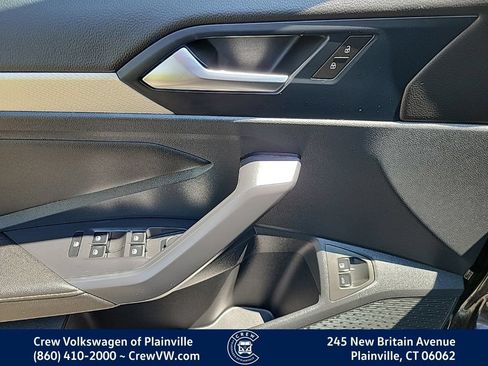 Certified 2024 Volkswagen Jetta Sport FWD image 38