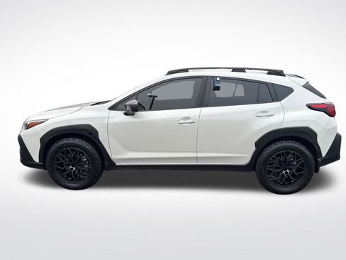 Used 2025 Subaru Crosstrek 2.5i Premium image 4