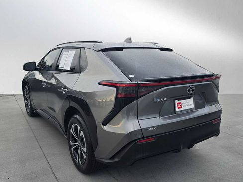 Used 2024 Toyota bZ4X XLE image 5