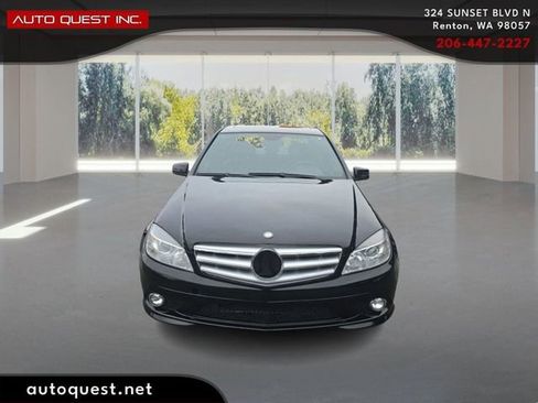 Used 2010 Mercedes-Benz C 300 Sedan image 2