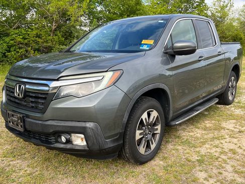 Used 2017 Honda Ridgeline RTL-T image 3
