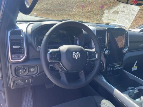New 2026 RAM 1500 4x4 Crew Cab image 11