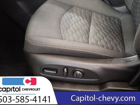 Used 2019 Chevrolet Equinox LT image 14