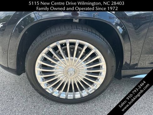 Certified 2024 Mercedes-Benz Maybach GLS 600 4MATIC image 12