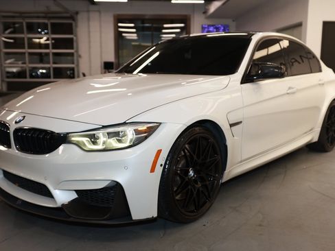 Used 2018 BMW M3 image 3