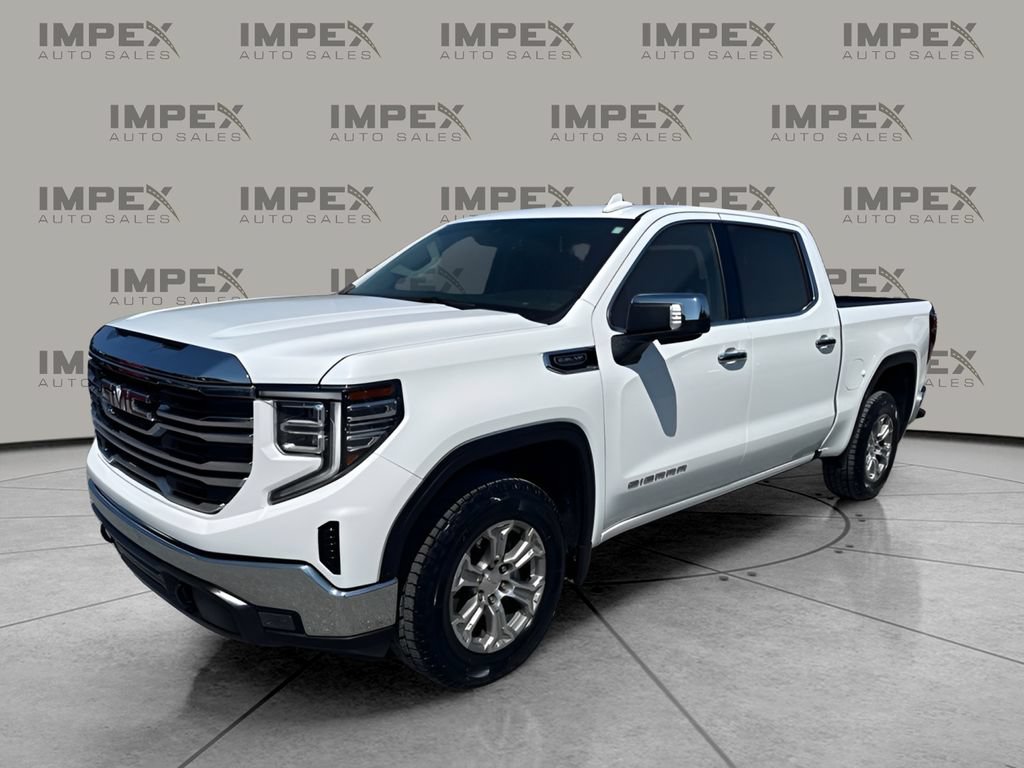 Used 2025 GMC Sierra 1500 SLT RWD image 1