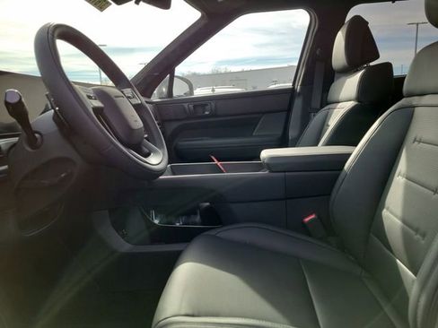New 2026 Hyundai Santa Fe Calligraphy AWD/4WD image 17