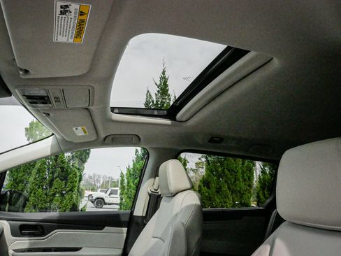 New 2026 Honda Odyssey EX-L image 26