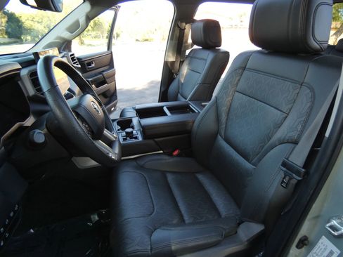 Used 2024 Toyota Tundra Limited image 60