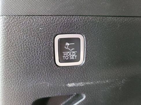 Used 2024 Jeep Grand Wagoneer L Series II w/ Quick Order Packagew 28T image 12