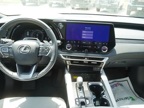 Used 2024 Lexus RX 350h w/ Convenience Package AWD/4WD image 9