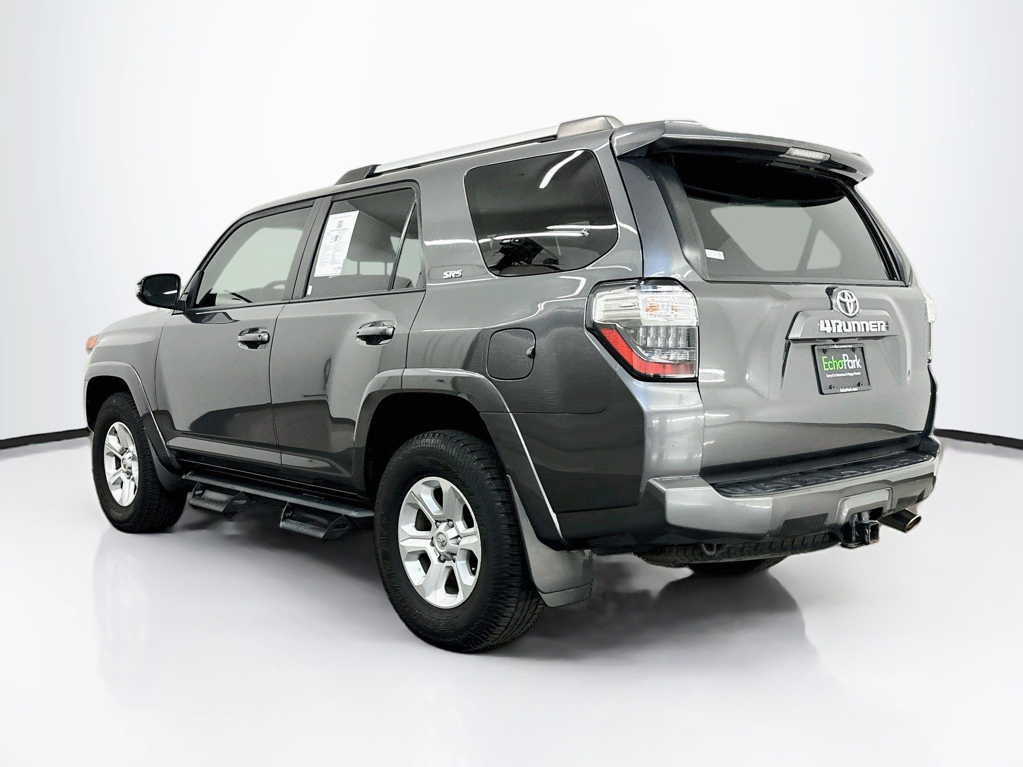 Used 2022 Toyota 4Runner SR5 Premium w/ Moonroof Package AWD/4WD image 5