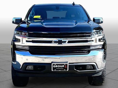 Used 2022 Chevrolet Silverado 1500 LT w/ Z71 Off-Road Package AWD/4WD image 4