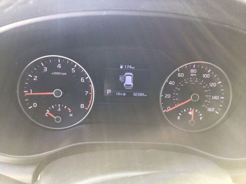 Used 2020 Kia Sportage EX w/ EX Technology Package image 16