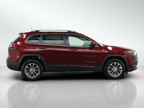 Used 2019 Jeep Cherokee Latitude Plus w/ Comfort/Convenience Group AWD/4WD image 6