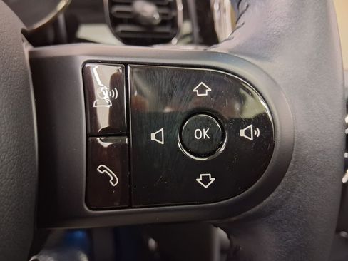 Used 2024 MINI Cooper 2-Door Hardtop FWD image 22