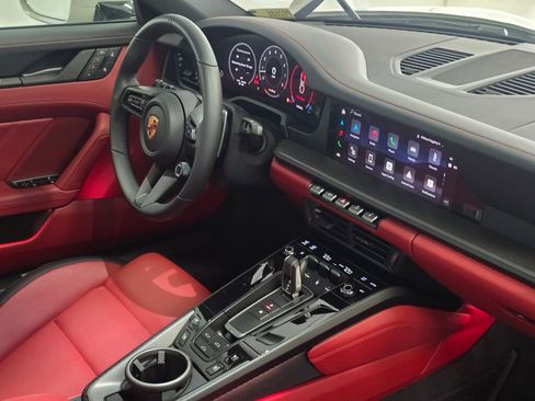 New 2026 Porsche 911 Carrera 4S image 23