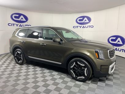 Used 2025 Kia Telluride S