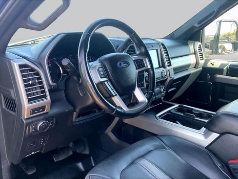 Certified 2020 Ford F350 Platinum AWD/4WD image 17
