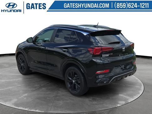 Used 2025 Buick Encore GX Sport Touring FWD image 7